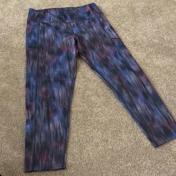 Calvin Klein Women's Printed High-Rise Legging - Picture 1 of 6